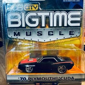 Jada Toys Bigtime Muscle '70 Plymouth 'Cuda - Black and Red